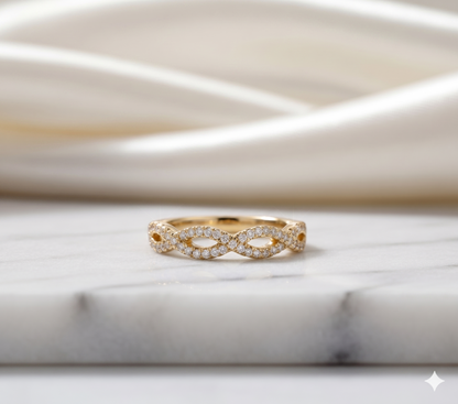 Interlocking Infinity Pavé Diamond Wedding Band