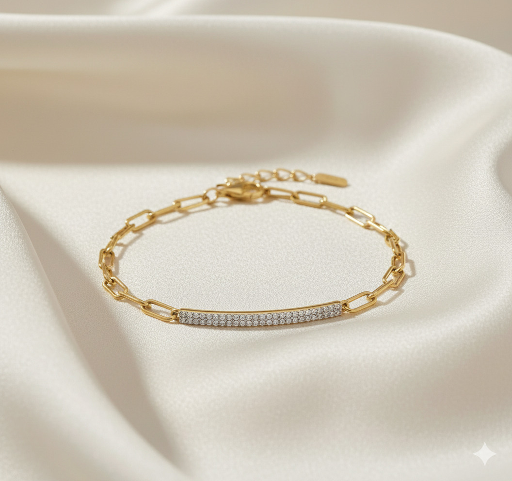 Paperclip Link Pavé Diamond Curved Bar ID Bracelet